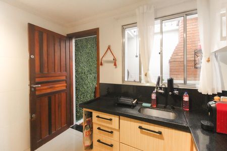 Casa de condomínio à venda com 68m², 2 quartos e 1 vagaCozinha
