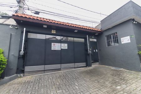 Casa de condomínio à venda com 68m², 2 quartos e 1 vagaEntrada