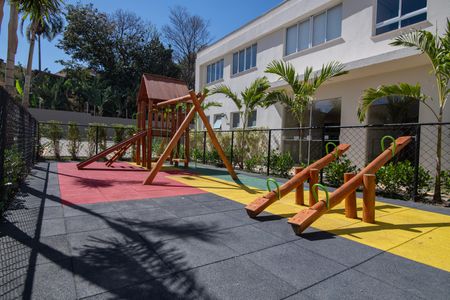 Apartamento para alugar com 52m², 2 quartos e 1 vaga Apartamento para alugar com 52m², 2 quartos e 1 vagaÁrea Comum - Playground