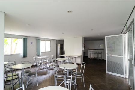 Apartamento à venda com 74m², 3 quartos e 2 vagasSalão de Festas