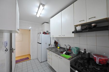 Apartamento à venda com 74m², 3 quartos e 2 vagasCozinha