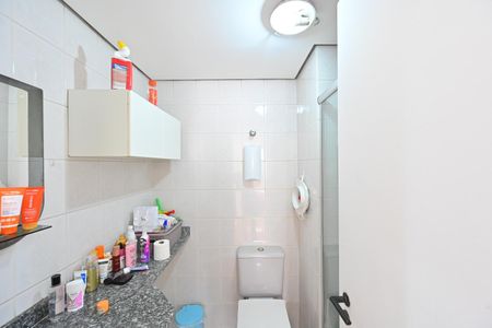 Apartamento à venda com 74m², 3 quartos e 2 vagasBanheiro Social