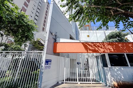 Apartamento à venda com 50m², 2 quartos e 1 vagaFachada