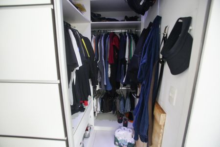 Apartamento à venda com 155m², 3 quartos e 2 vagasCloset do Quarto 3