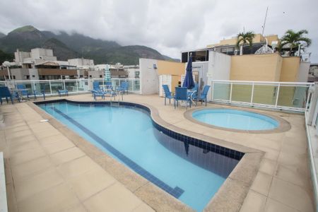 Apartamento à venda com 155m², 3 quartos e 2 vagasÁrea comum - Piscina