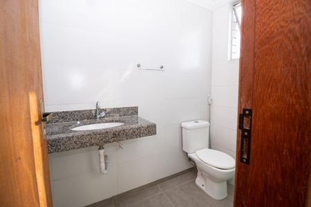 Apartamento para alugar com 70m², 2 quartos e 1 vaga Apartamento para alugar com 70m², 2 quartos e 1 vagaBanheiro do Quarto 1