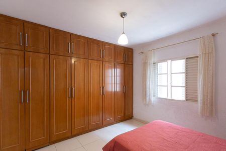 Casa à venda com 185m², 5 quartos e 1 vaga Casa à venda com 185m², 5 quartos e 1 vagaQuarto 2