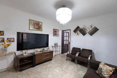 Sala  de casa à venda com 5 quartos, 185m² em Parque Casa de Pedra, São Paulo