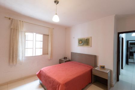 Casa à venda com 185m², 5 quartos e 1 vaga Casa à venda com 185m², 5 quartos e 1 vagaQuarto 2