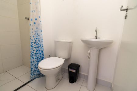 Apartamento para alugar com 43m², 2 quartos e sem vagaBanheiro