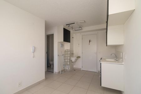 Sala de apartamento para alugar com 2 quartos, 43m² em Parque Sao Rafael, São Paulo