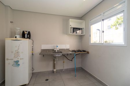 Apartamento para alugar com 43m², 2 quartos e sem vagaÁrea comum - Salão de festas