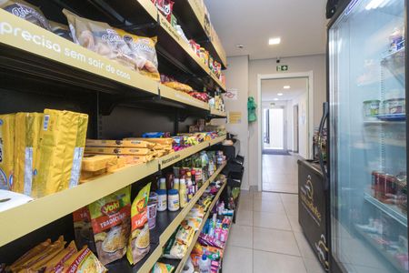 Apartamento para alugar com 43m², 2 quartos e sem vagaMini Mercado