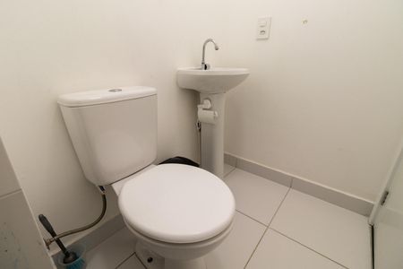 Apartamento para alugar com 43m², 2 quartos e sem vagaBanheiro