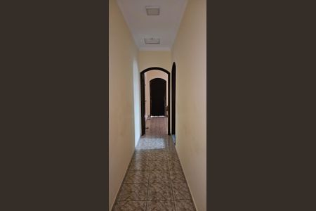 Corredor de casa à venda com 3 quartos, 260m² em Centro, Diadema