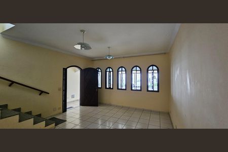 Sala de casa à venda com 3 quartos, 260m² em Centro, Diadema