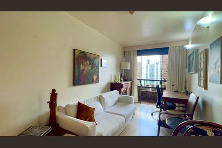 Apartamento à venda com 45m², 1 quarto e 1 vaga Apartamento à venda com 45m², 1 quarto e 1 vagaSala