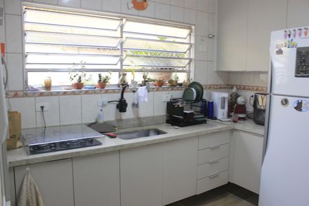 Casa à venda com 148m², 3 quartos e 2 vagasCozinha