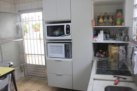 Casa à venda com 148m², 3 quartos e 2 vagasCozinha