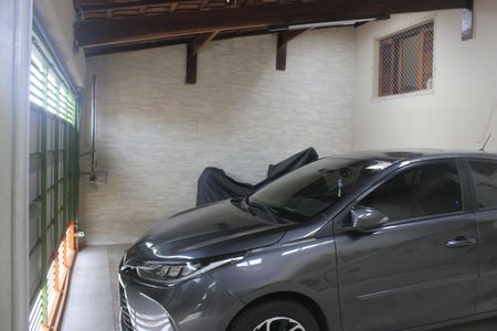 Casa à venda com 148m², 3 quartos e 2 vagasGaragem