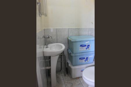 Casa à venda com 148m², 3 quartos e 2 vagasBanheiro da edícula