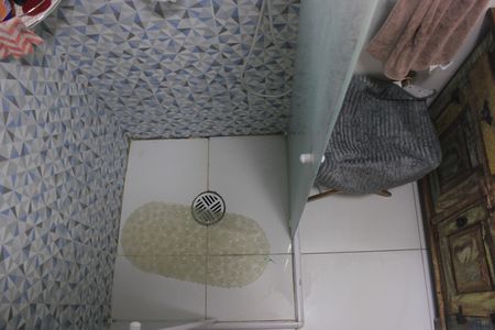 Casa à venda com 148m², 3 quartos e 2 vagasBanheiro