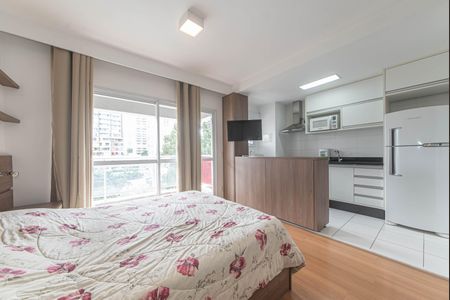 Quarto de kitnet/studio para alugar com 1 quarto, 38m² em Brooklin, São Paulo