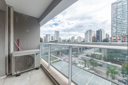 Studio para alugar com 38m², 1 quarto e 1 vagaVaranda