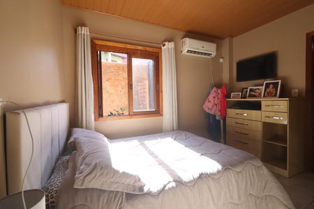 Casa à venda com 257m², 6 quartos e 2 vagasSuíte  casa 1