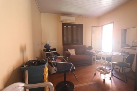 Casa à venda com 257m², 6 quartos e 2 vagassala casa 02