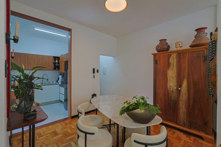 Apartamento à venda com 75m², 1 quarto e sem vaga