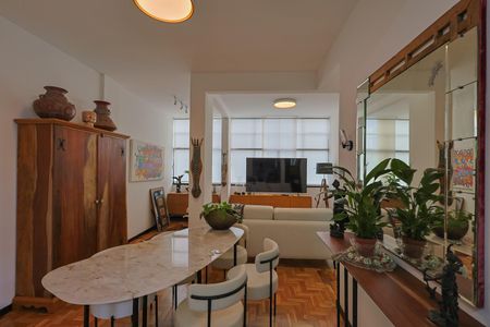 Apartamento à venda com 75m², 1 quarto e sem vaga