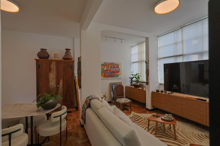 Apartamento à venda com 75m², 1 quarto e sem vaga