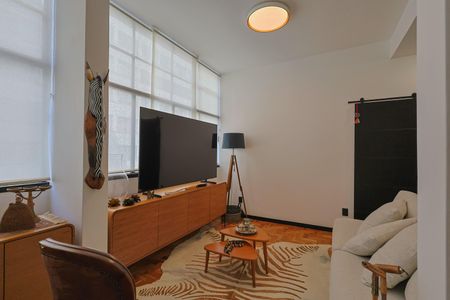 Apartamento à venda com 75m², 1 quarto e sem vaga