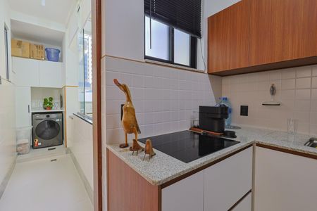 Apartamento à venda com 75m², 1 quarto e sem vaga