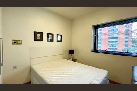 Studio para alugar com 30m², 1 quarto e 1 vaga Studio para alugar com 30m², 1 quarto e 1 vagaQuarto