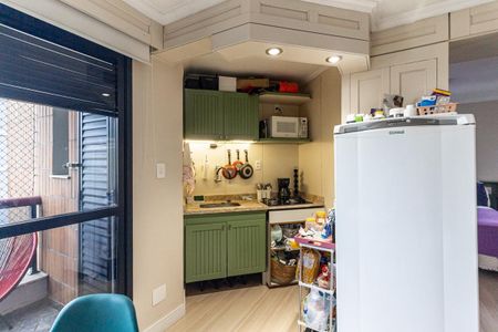 Cozinha de apartamento à venda com 1 quarto, 40m² em Higienópolis, São Paulo