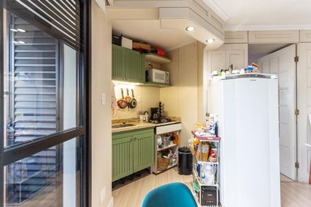 Cozinha de apartamento à venda com 1 quarto, 40m² em Higienópolis, São Paulo