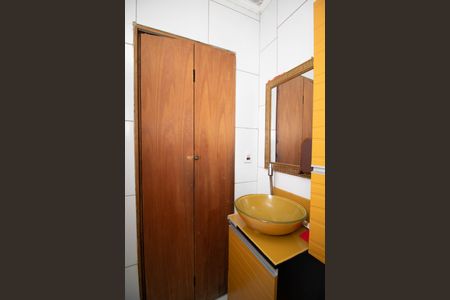 Casa para alugar com 90m², 2 quartos e sem vagaBanheiro