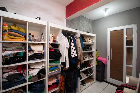 Closet  de casa para alugar com 2 quartos, 90m² em Vila Nova Bonsucesso, Guarulhos