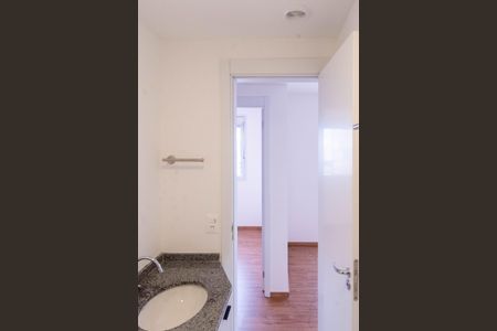 Apartamento à venda com 67m², 2 quartos e 1 vaga Apartamento à venda com 67m², 2 quartos e 1 vagaBanheiro