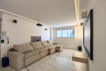 Apartamento para alugar com 72m², 2 quartos e 1 vagaCinema