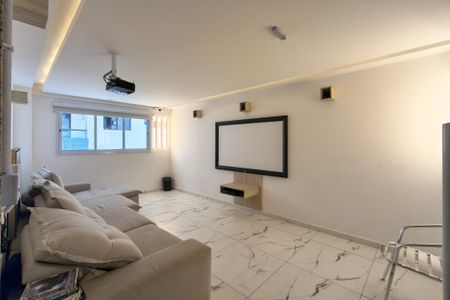 Apartamento para alugar com 72m², 2 quartos e 1 vagaCinema