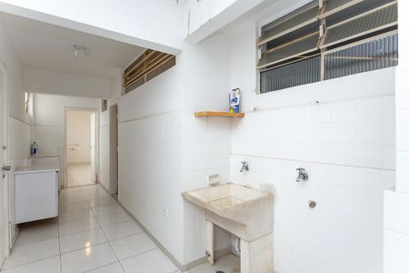 Apartamento para alugar com 200m², 3 quartos e 1 vagaÁrea de Serviço