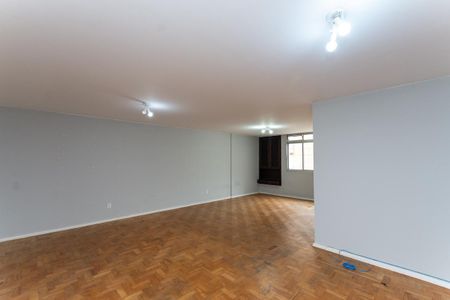 Apartamento para alugar com 200m², 3 quartos e 1 vagaSala
