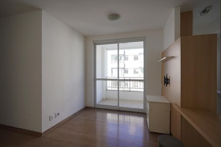 Sala de apartamento para alugar com 2 quartos, 50m² em Farrapos, Porto Alegre
