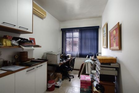 Casa de condomínio para alugar com 323m², 5 quartos e 3 vagas Casa de condomínio para alugar com 323m², 5 quartos e 3 vagasEscritório