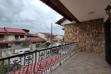 Casa de condomínio para alugar com 323m², 5 quartos e 3 vagas Casa de condomínio para alugar com 323m², 5 quartos e 3 vagasVaranda da Cobertura