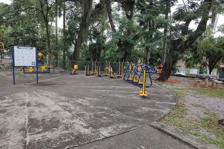 Casa de condomínio para alugar com 323m², 5 quartos e 3 vagas Casa de condomínio para alugar com 323m², 5 quartos e 3 vagasÁrea comum - Academia