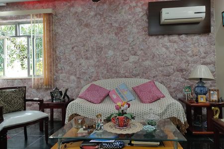 Casa de condomínio para alugar com 323m², 5 quartos e 3 vagas Casa de condomínio para alugar com 323m², 5 quartos e 3 vagasSala